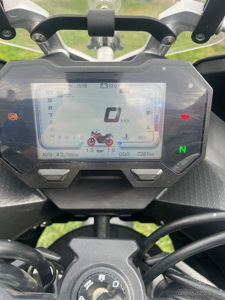 VOGE 650 DSX - 4