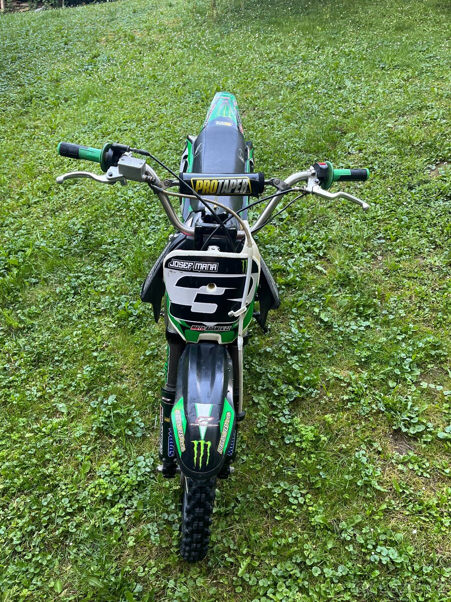Stomp 125