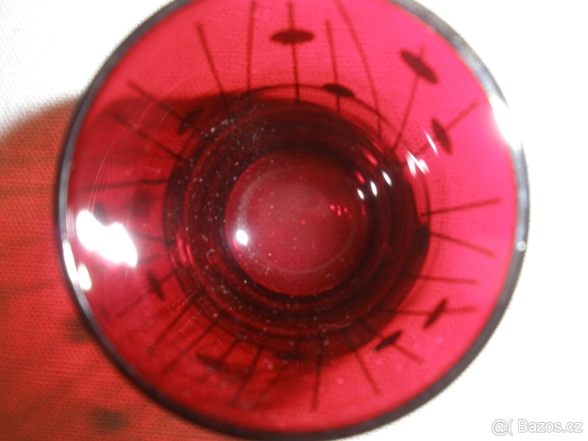 Staré štamprle /červené sklo - 4
