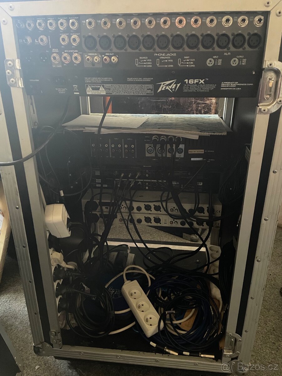 Prodám profi efektový rack s několika přístroji - 4