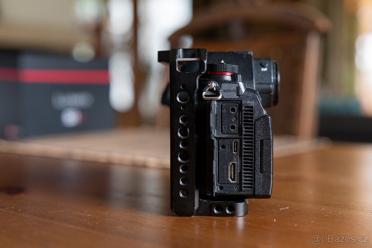 Panasonic Lumix S1H – skvělý stav, včetně klece SmallRig - 4