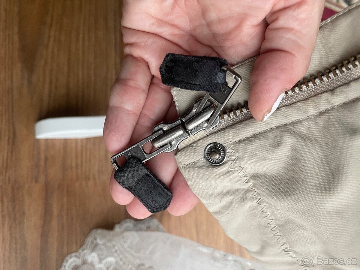 Krásná péřová bunda s pravou kožešinou,vel.M - 4