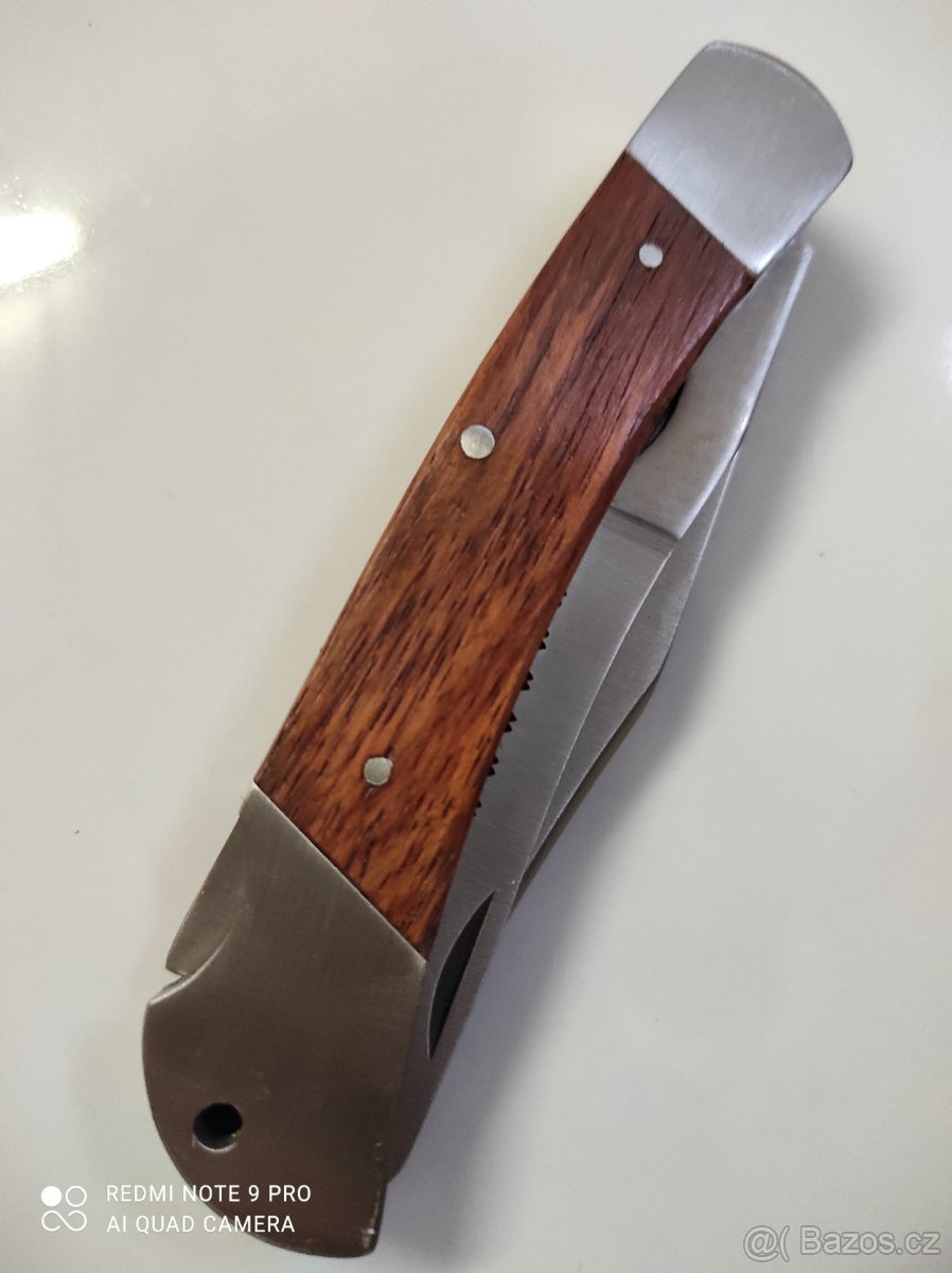 Lovecky nuz zaviraci - 4