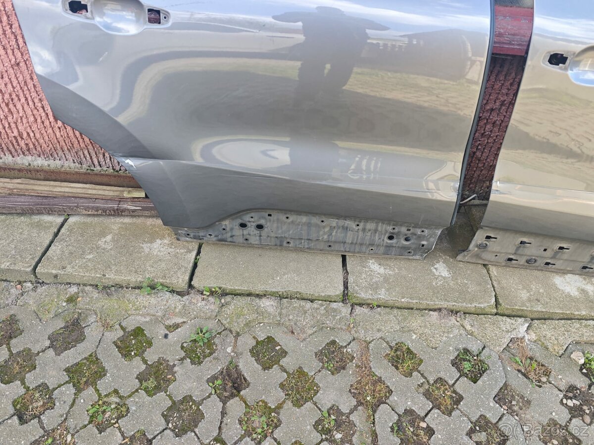 Pravý bok Renault Espace V 2017 - 4