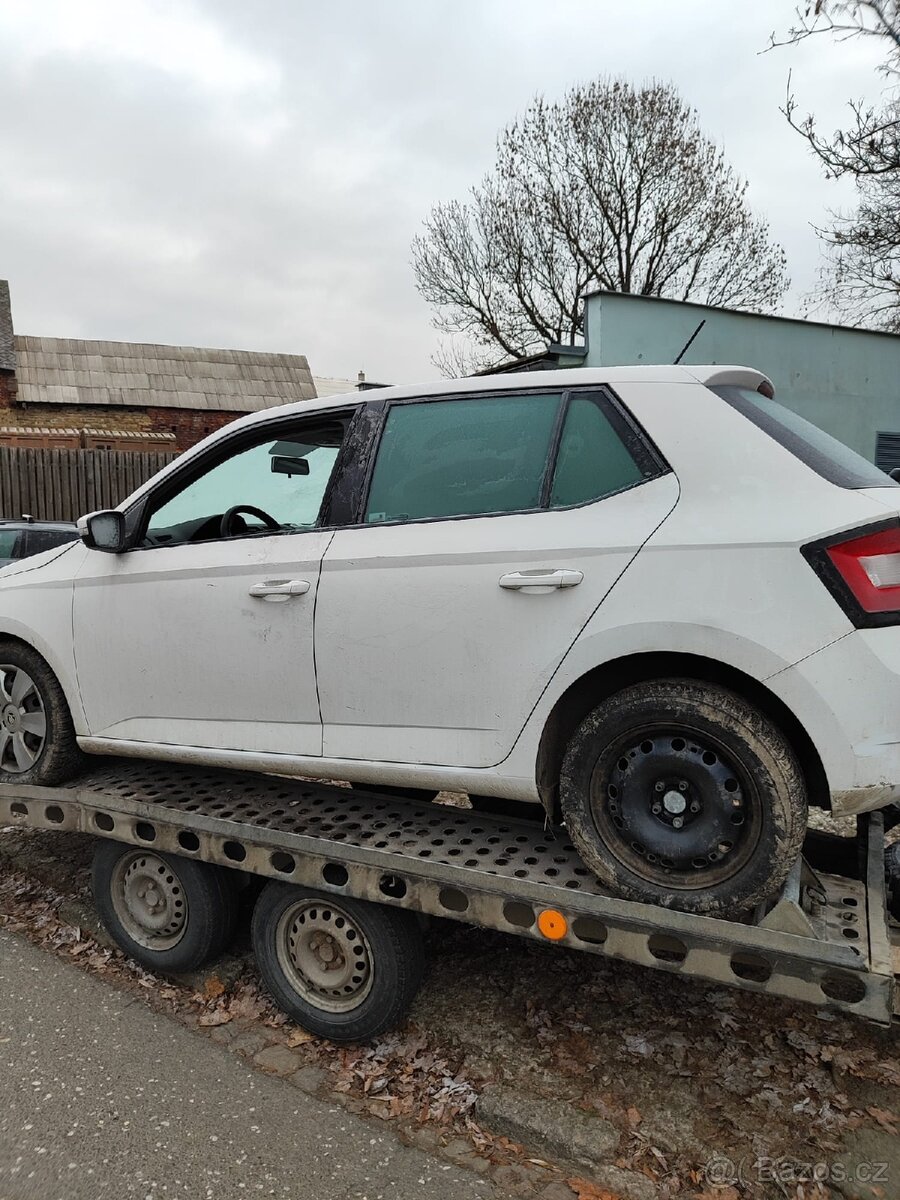Skoda Fabia 3, 1.2 tsi, levne dily - 4