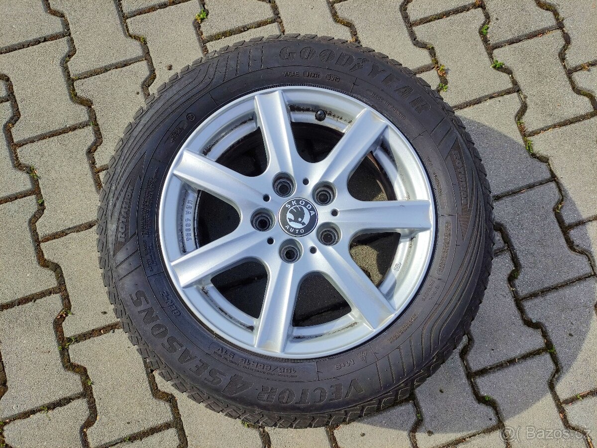 ALU LITÁ KOLA na Skoda Octavia II 15" + CELOROČNÍ 195/65/15 - 4