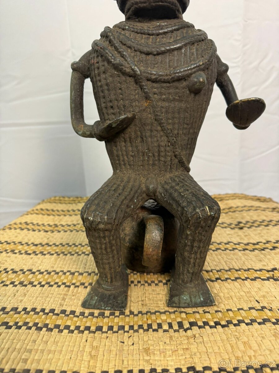 Africká rituální bronz soška (603049) - 4