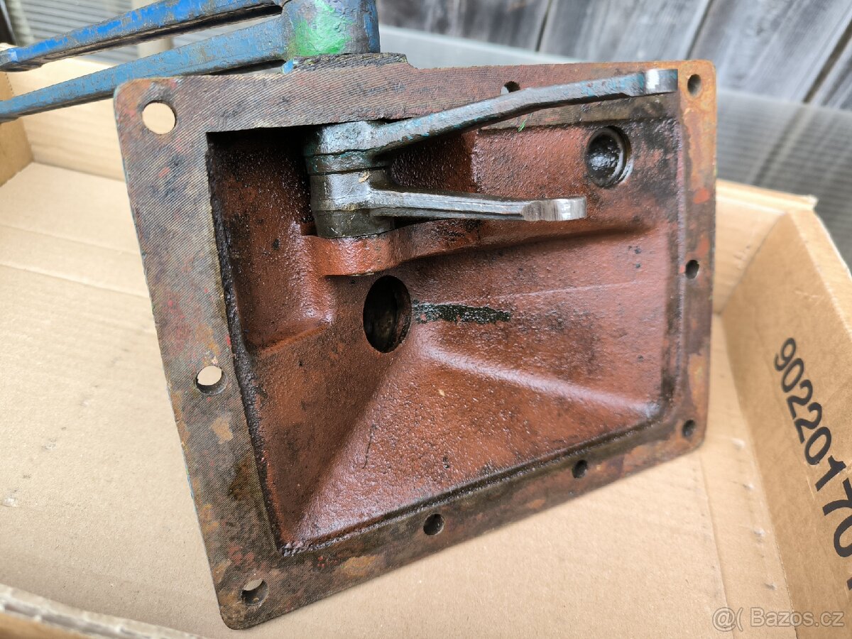 Víko převodovky PF 62 - 4