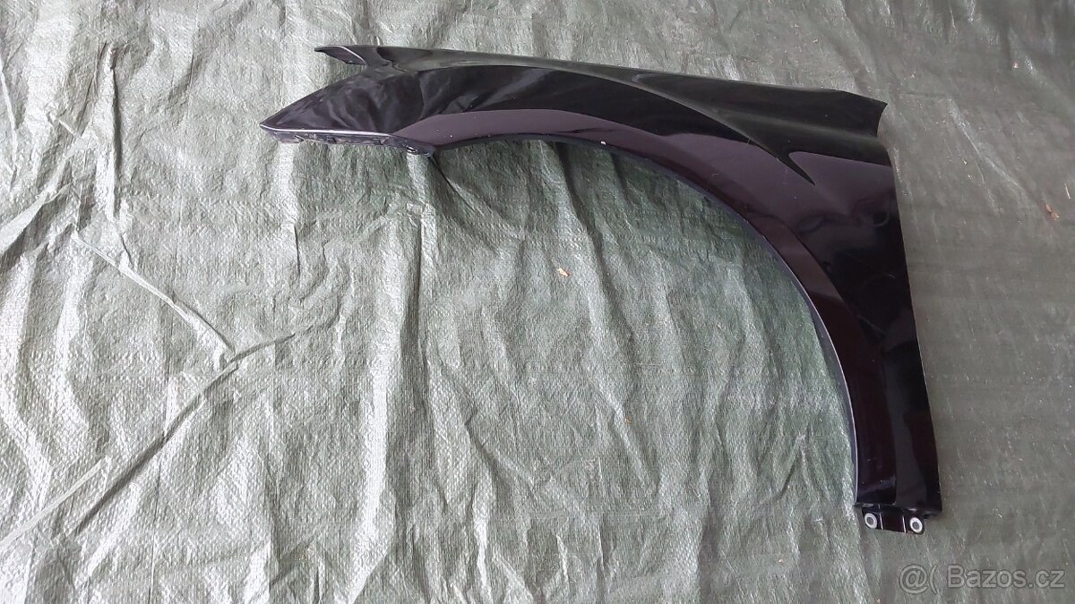 Mercedes W164 BLATNÍK LEVÝ ČERNÝ 2500kč - 4