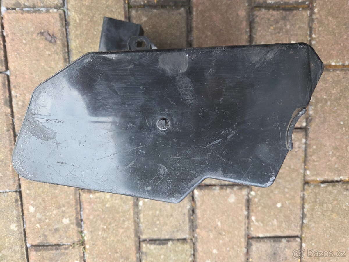 Prodám filtr box na Jawa 350 typ 638 - 4