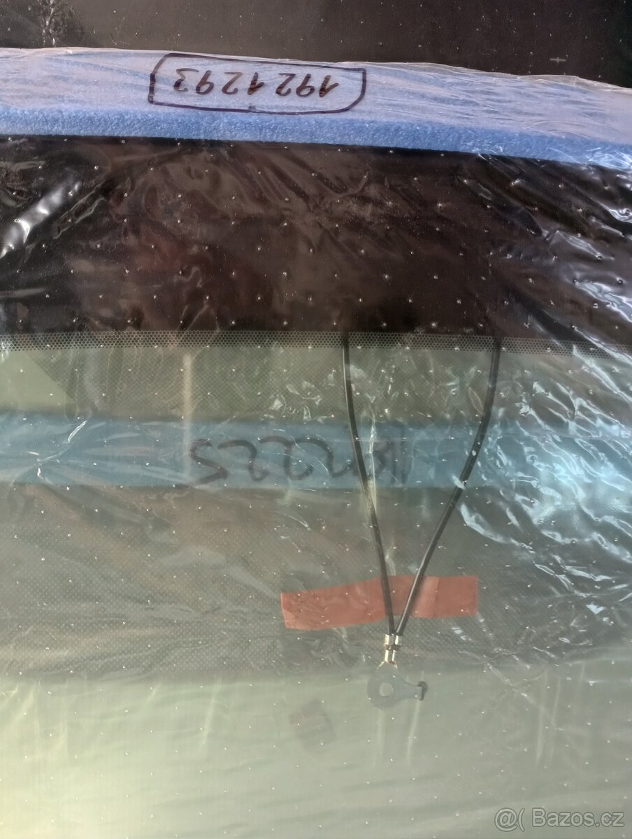 Ford transit courier čelní sklo - 4