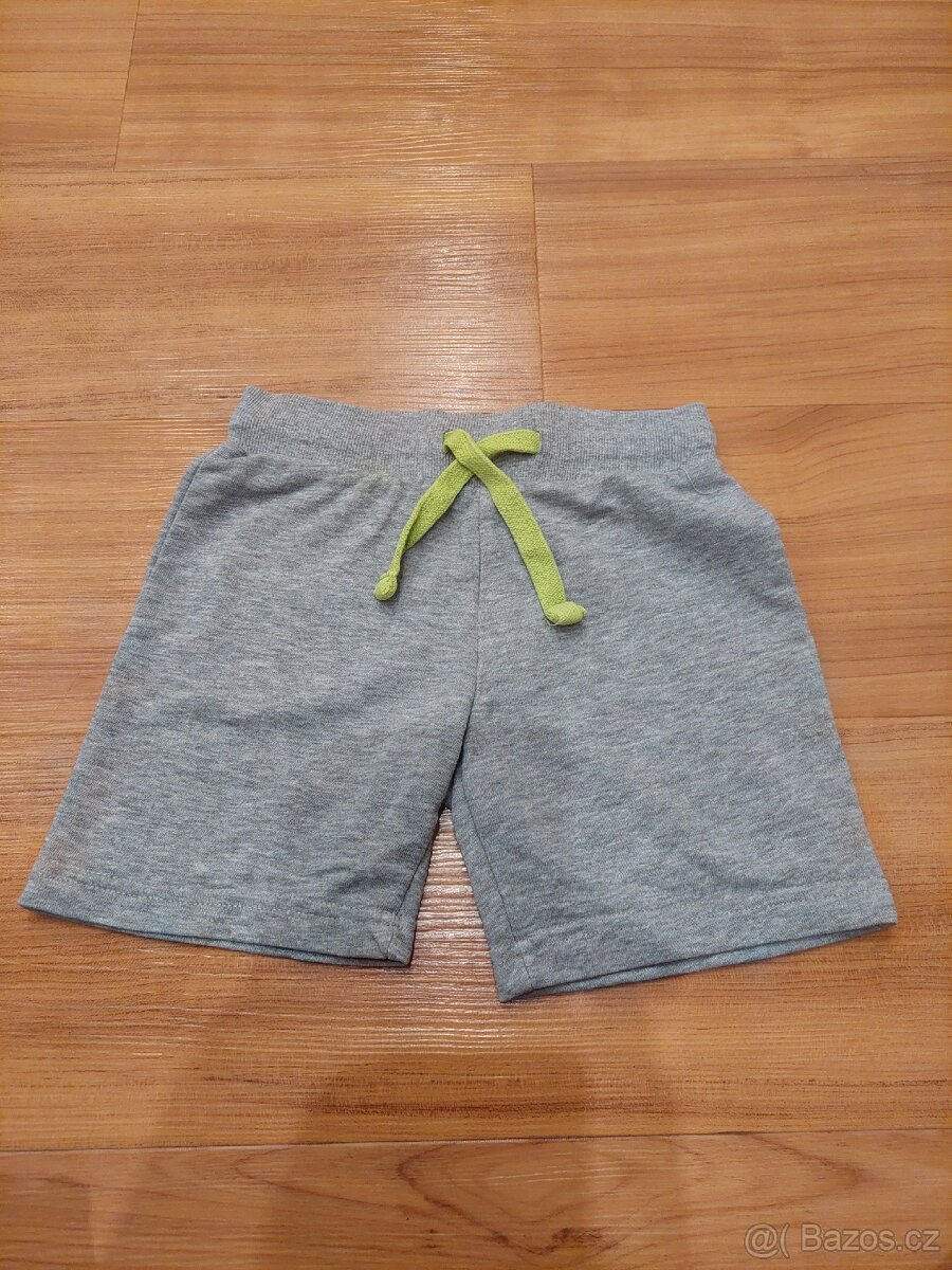 Kraťasy 110/116 - 4
