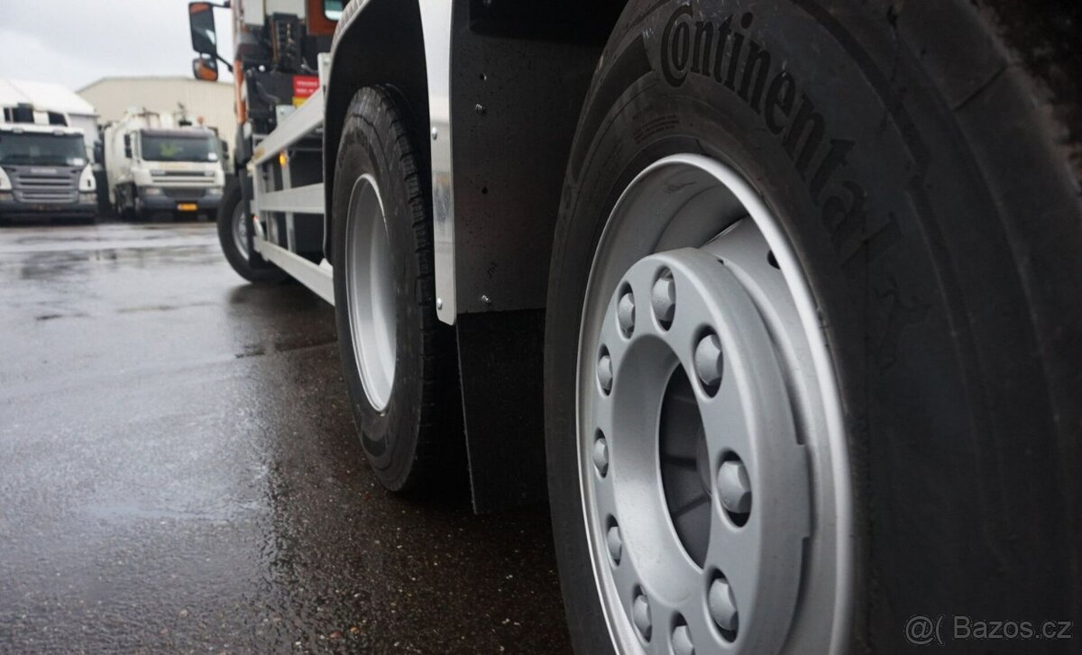 Volvo FM 410/6x2/Nosič kontejnerů/HMF 21T/M Jeřáb - 4