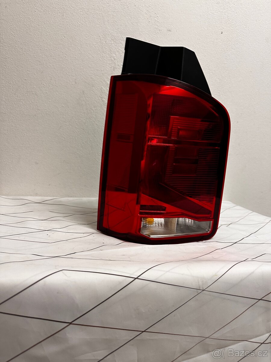 VW T6.1 zadní světlo - 4