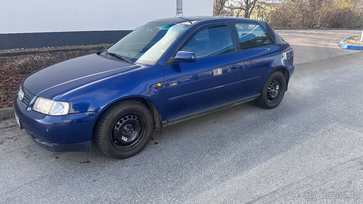 Audi A3 1.6 benzin, nová STK - 4