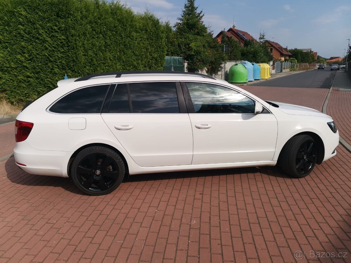Superb Combi 2.0 TDI - 4