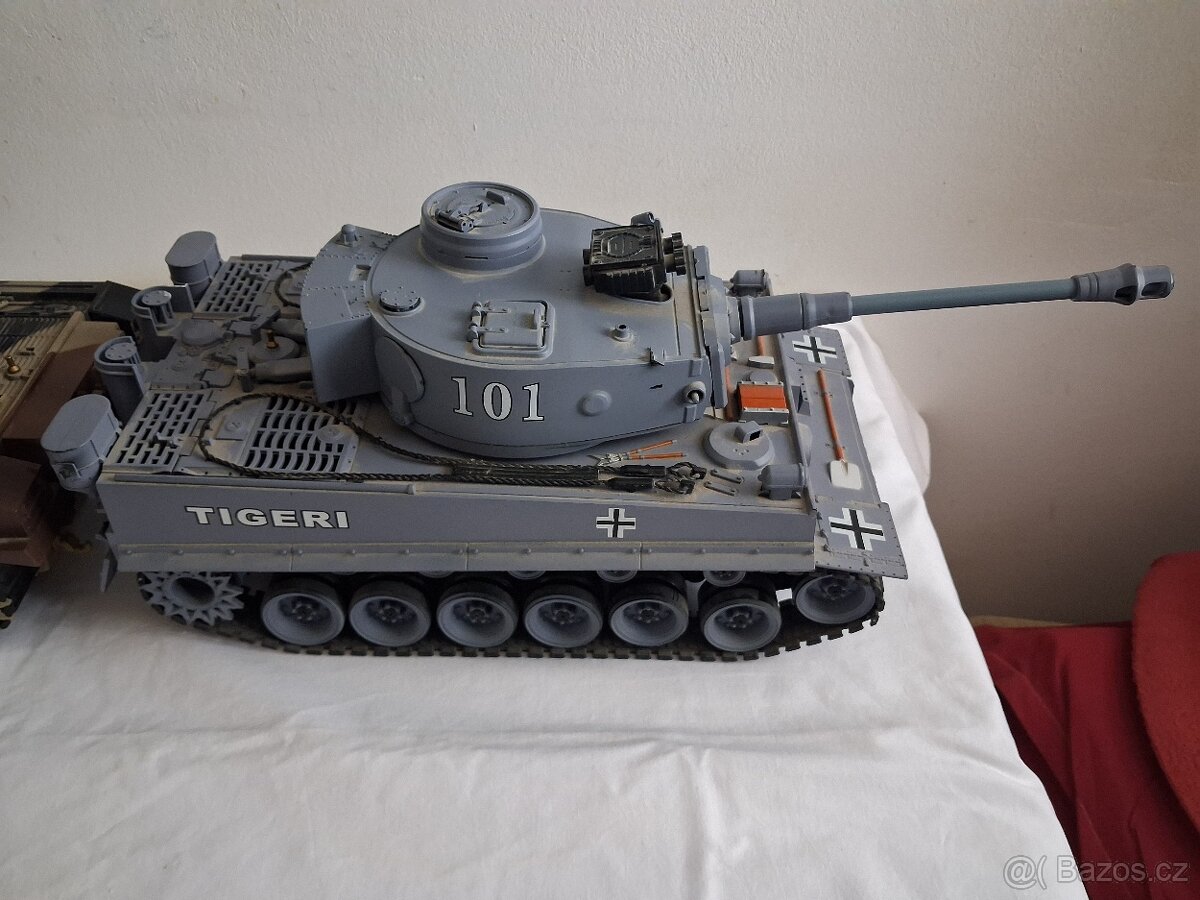 MODELY TANKY - 4