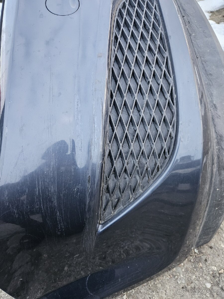 Opel Astra H přední nárazník. - 4