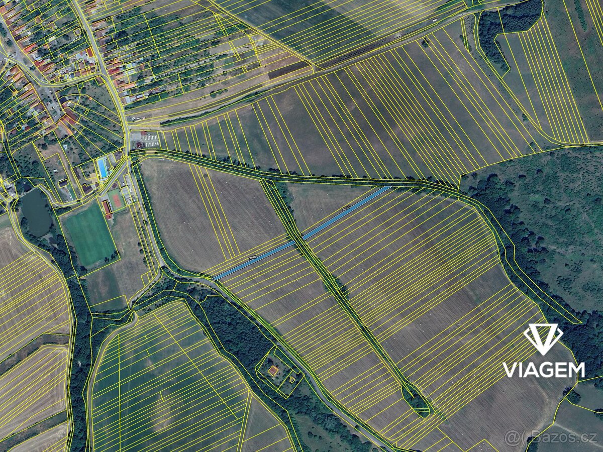 Pole 2 237 m², Podíl 75 % o výměře 1 678 m² - 4