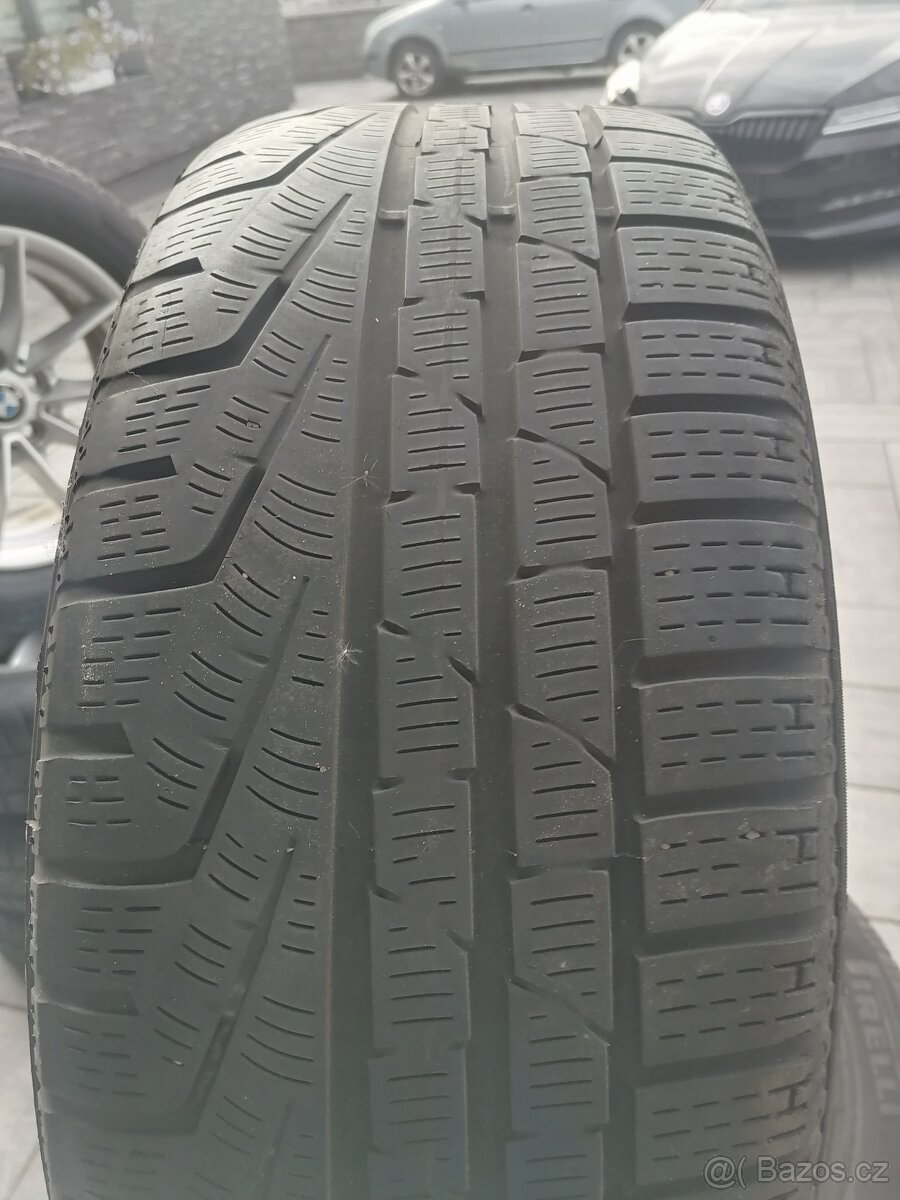 225/50R17 - 4
