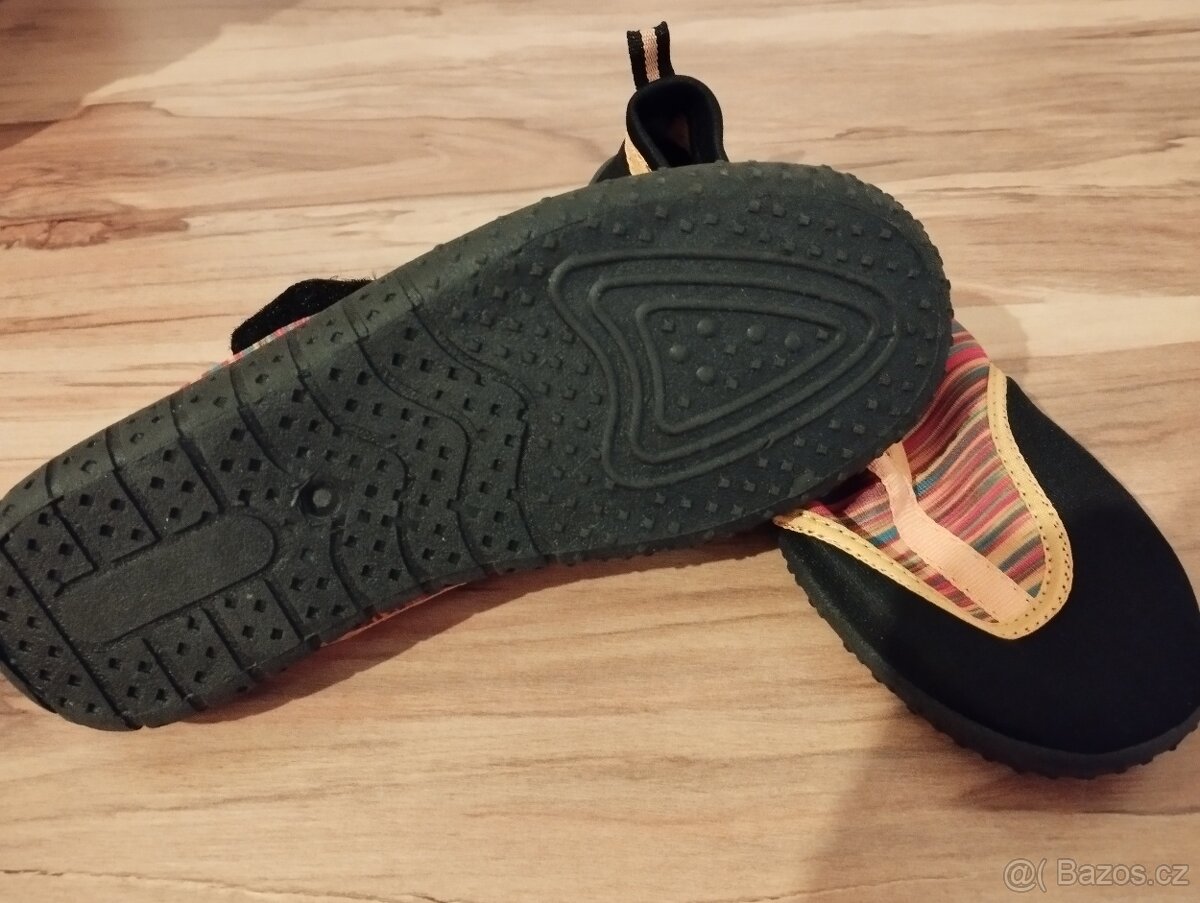 Dívčí boty do vody NOVÉ - 4