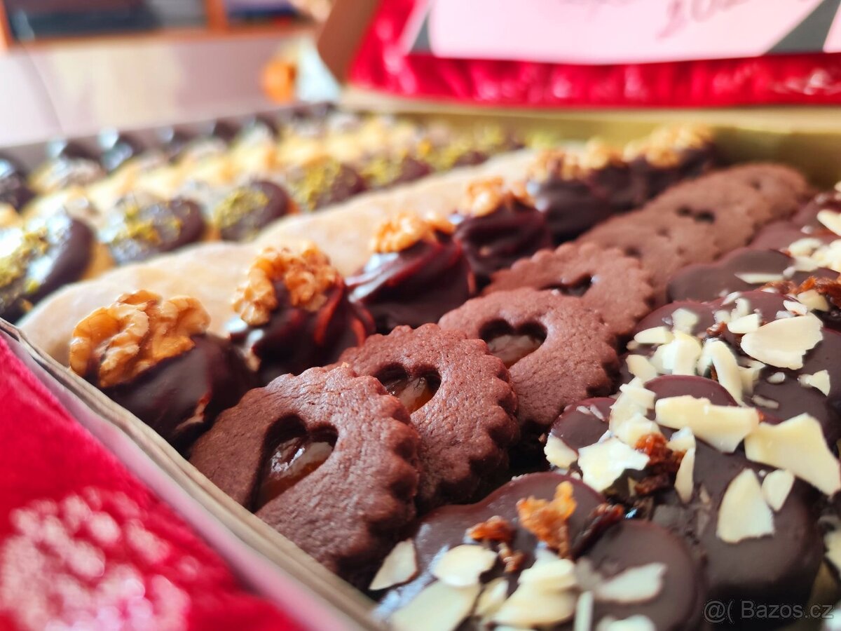 Vánoční cukroví Deluxe 2025 s dovozem - 4