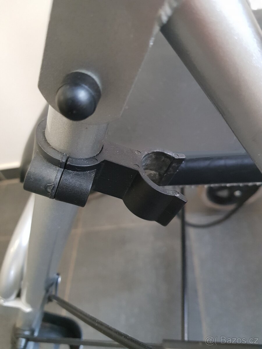 JAKO NOVÉ chodítko zádová OPĚRA POŠTA? - 4