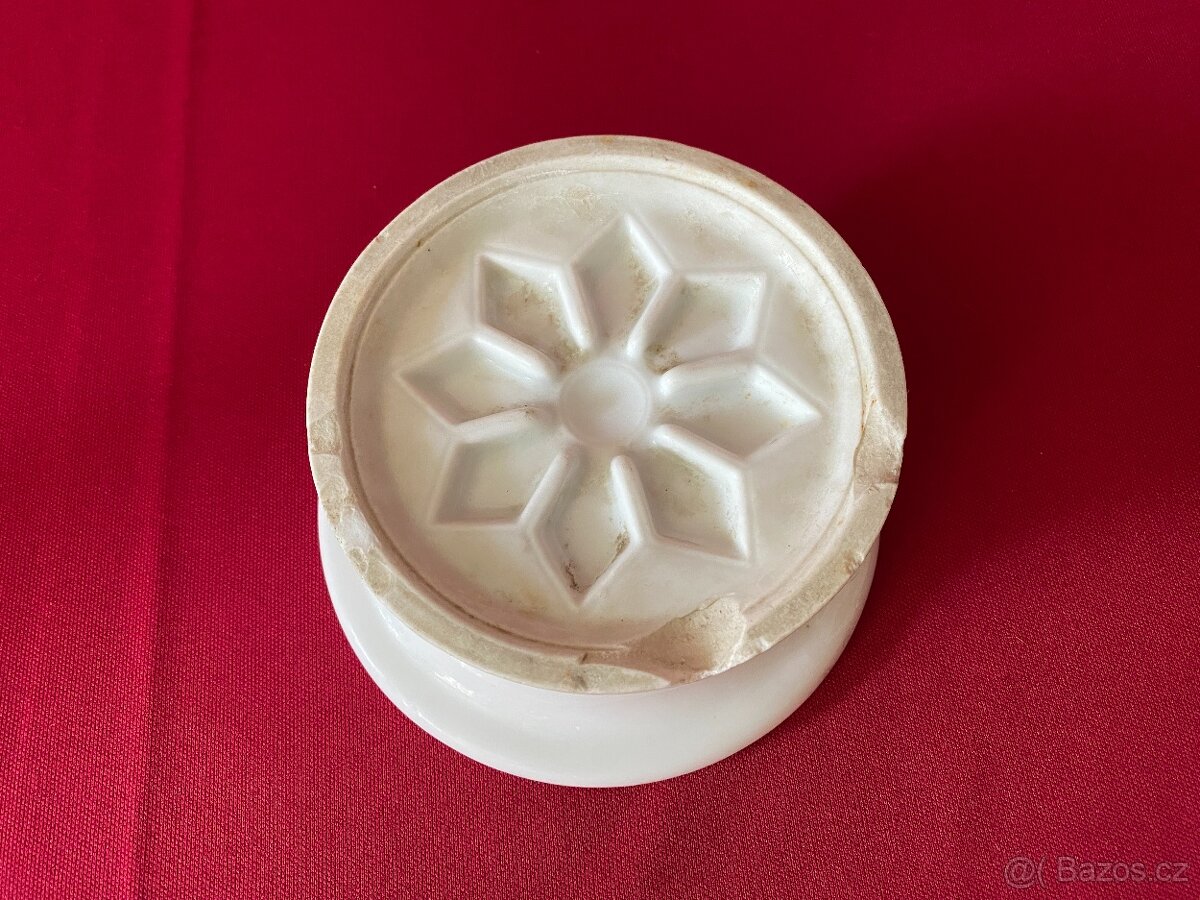 pivní půllitr starý porcelánový podtácek pod pivo láhev - 4