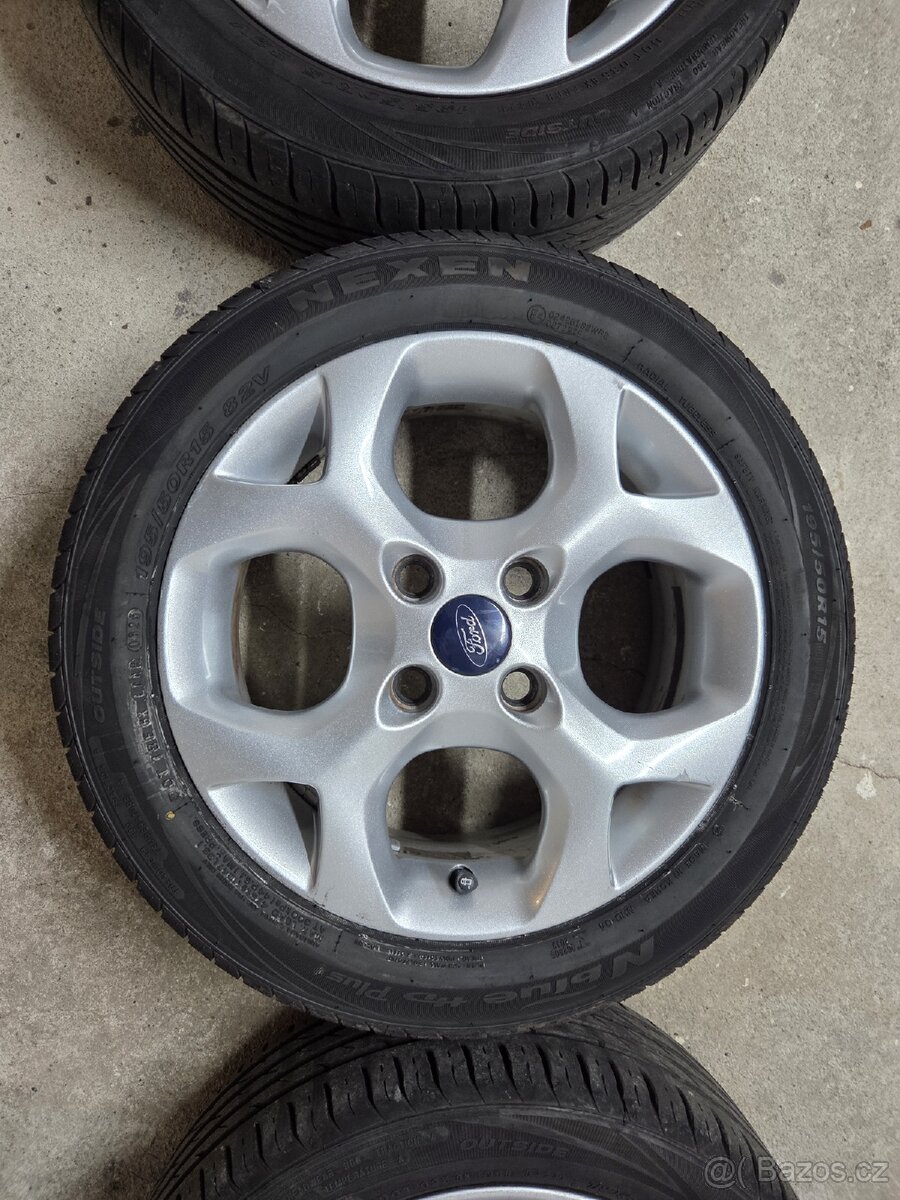Alu kola Ford 6Jx15 ET47,5 + letní pneu Nexen 195/50 R15 - 4