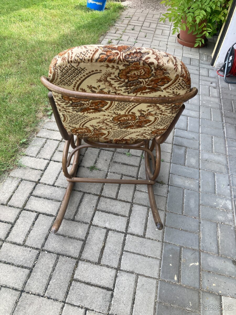 Houpací křeslo TON - 4