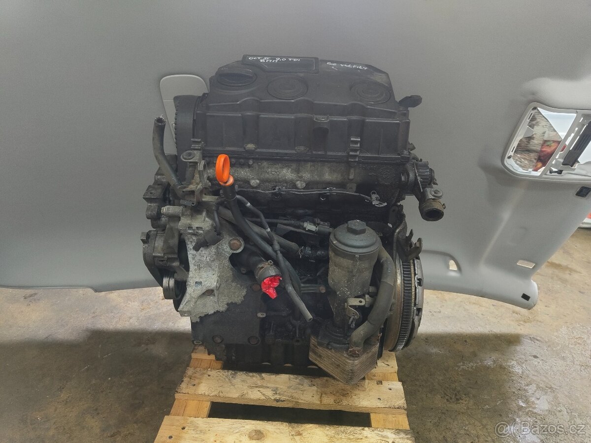 Motor Octavia II 2.0TDI 103kw - BMM - 4