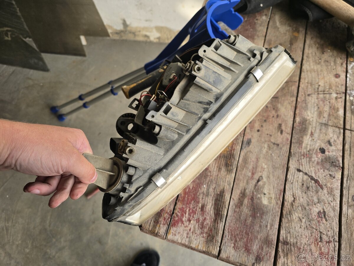 Přední světlomet FABIA 1 pravý - 4