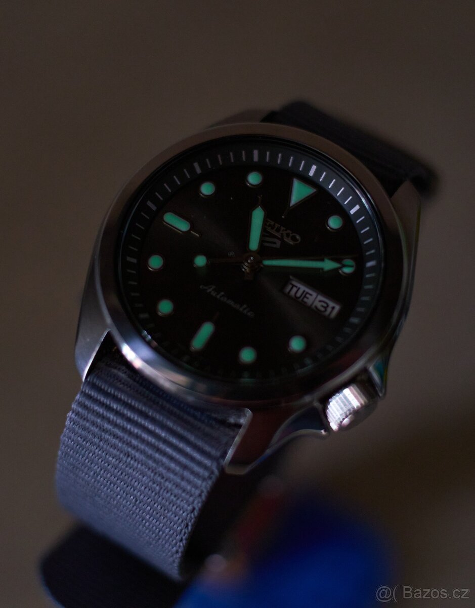 Seiko 5 Sports SRPE51K1 - 4