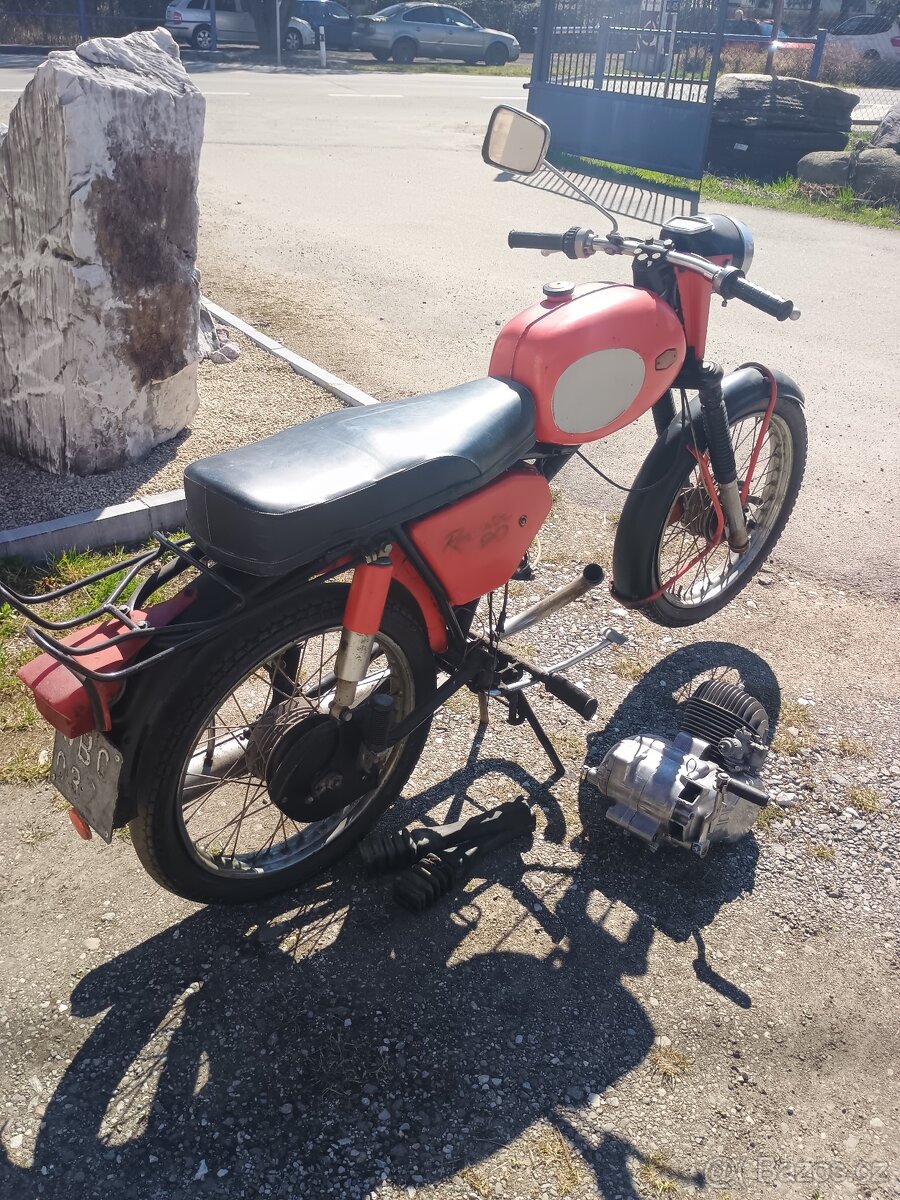 Jawa 90 - 4