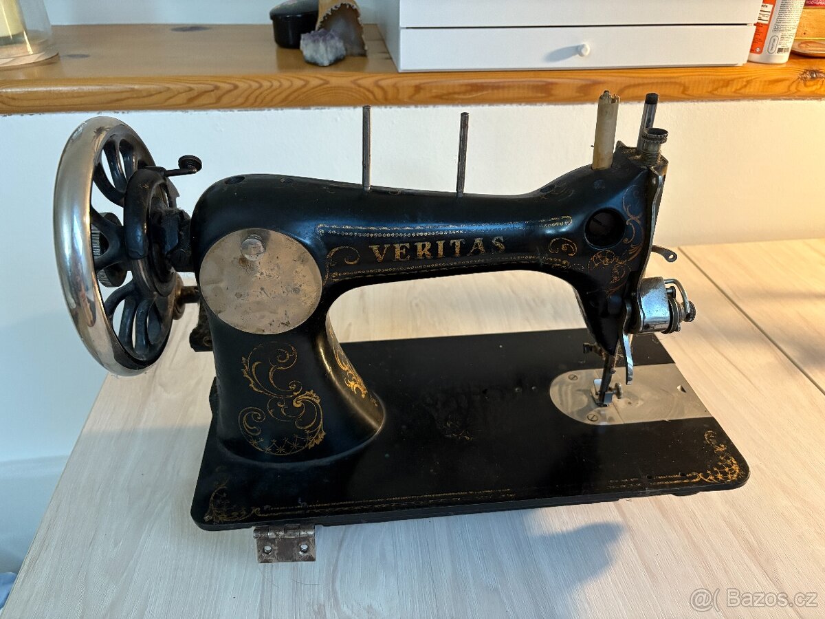 Šicí stroj - 4