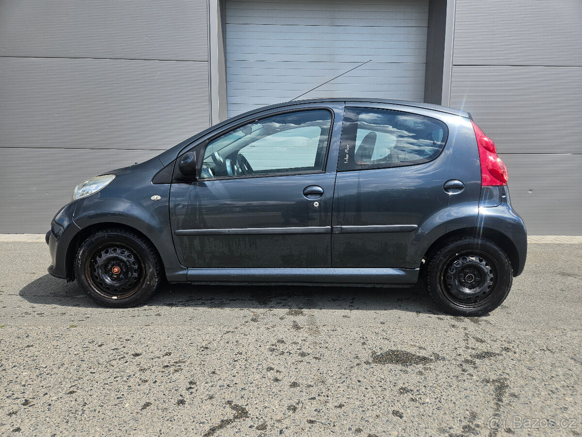 Peugeot 107 62 tis najeto - 4