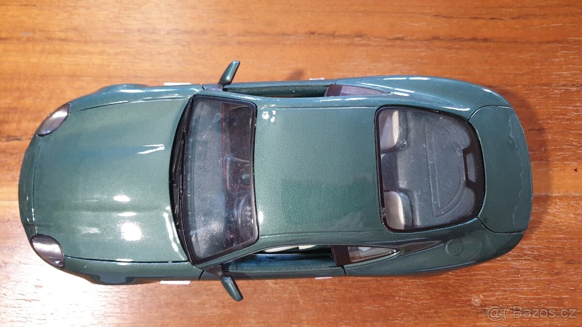 Prodám Aston Martin DB7 Vantage 1:18 - 4