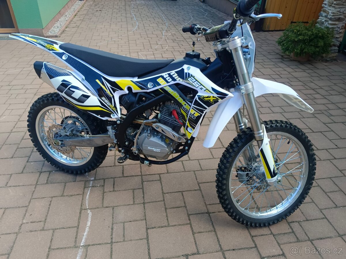 MiniRocket 250RX, kola 21/18