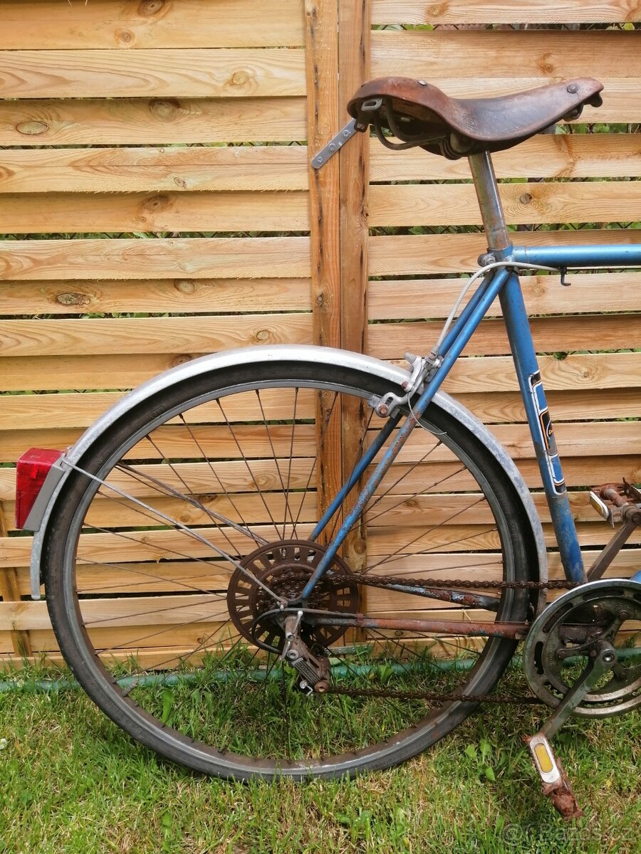 Jízdní kolo Favorit - 4