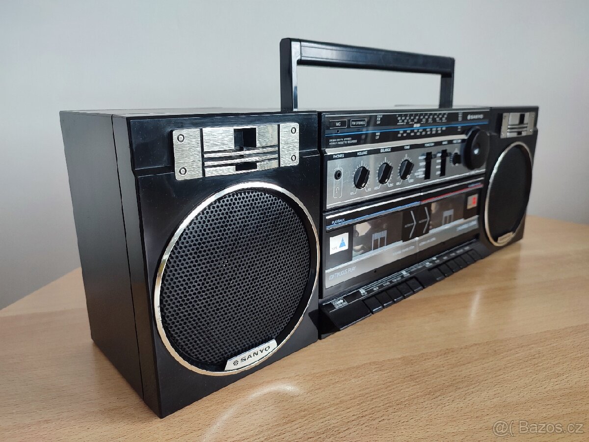 PORTABLE STEREO COMPONENT SYSTEM SANYO M W170L - 4