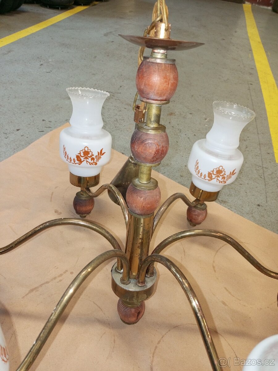 Mosazný lustr – 6 ramen - 4