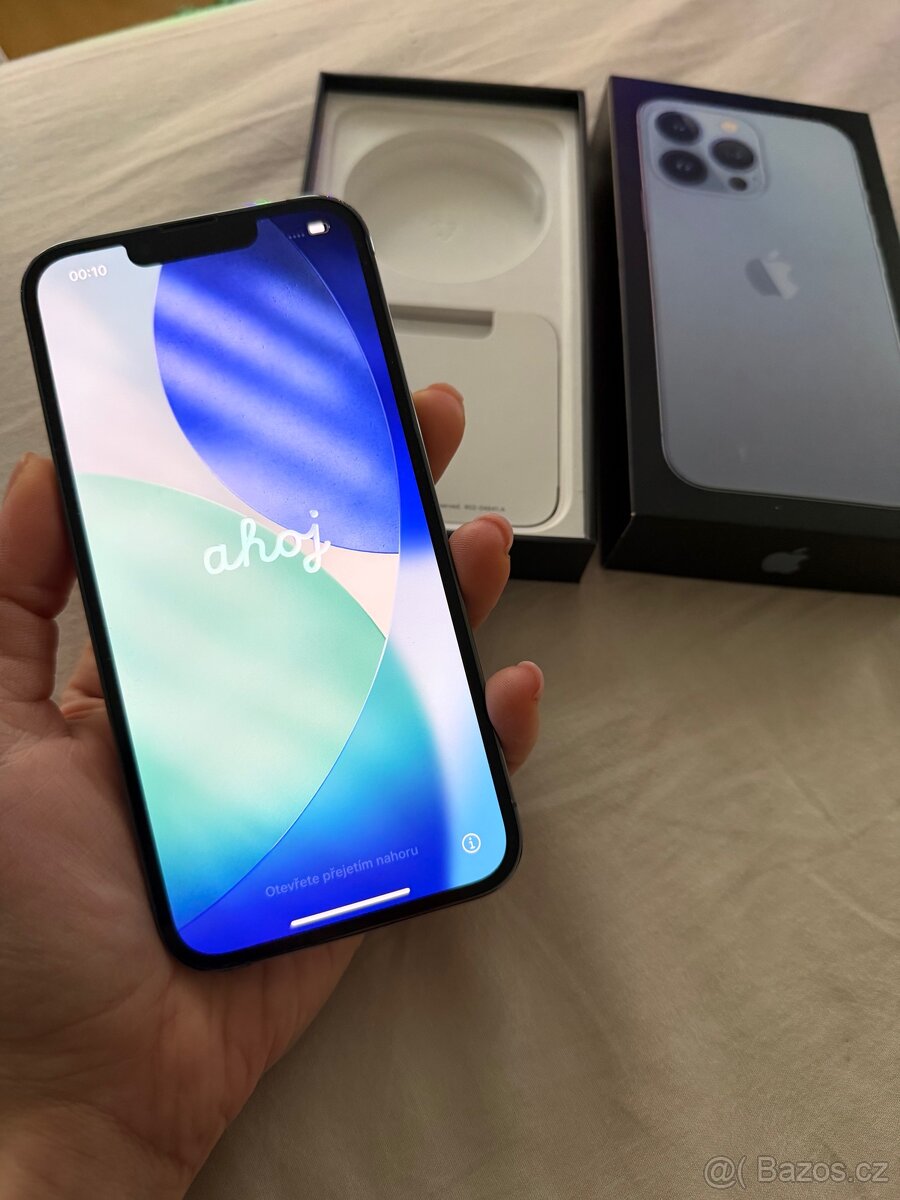 Apple iPhone 13 Pro - 1TB - Sierra Blue - 4