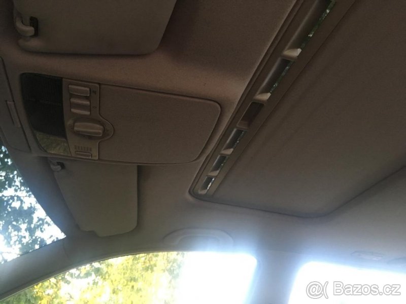 VW golf 1.6,16v-veskere náhradní díly - 4