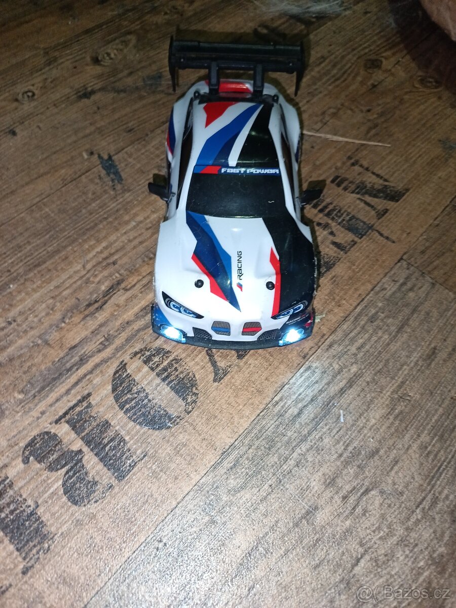 Prodám nové RC drift auto BMW 1:24 - 4