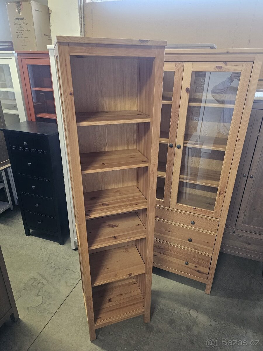 KNIHOVNA IKEA HEMNES - 4