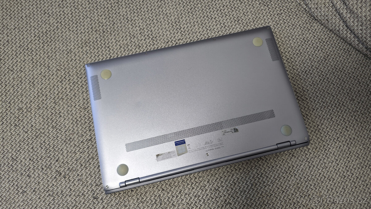 Asus Zenbook UM431D /Ryzen 5, 8GB RAM, 128GB SSD/ - 4