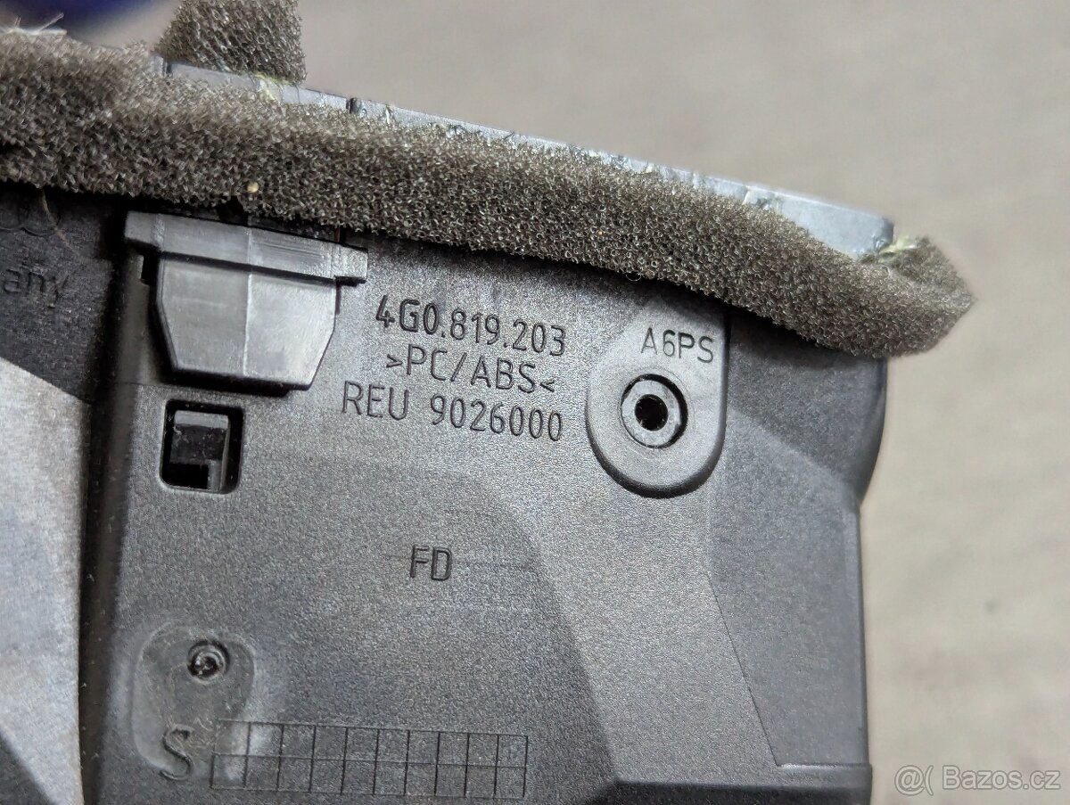 Zadní ventilační mřížka Audi A6 A7 4G C7 - 4