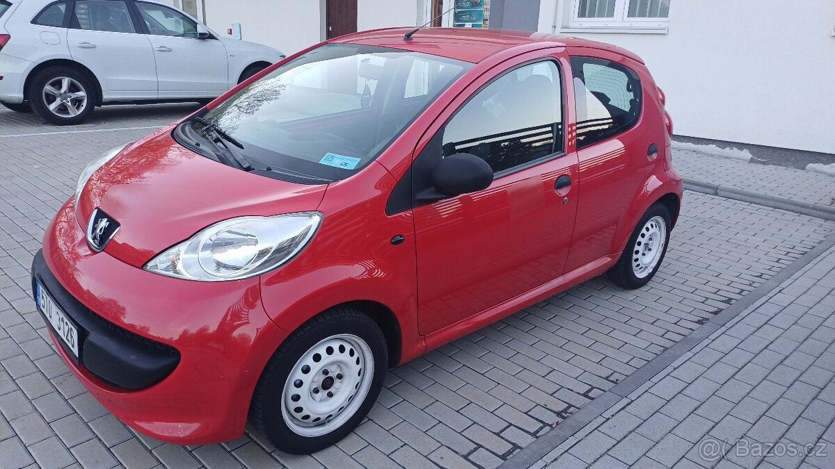 PEUGEOT 107 - 4