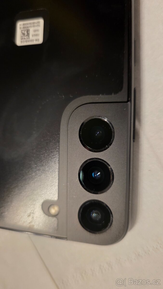 Samsung Galaxy S22 plus - 4