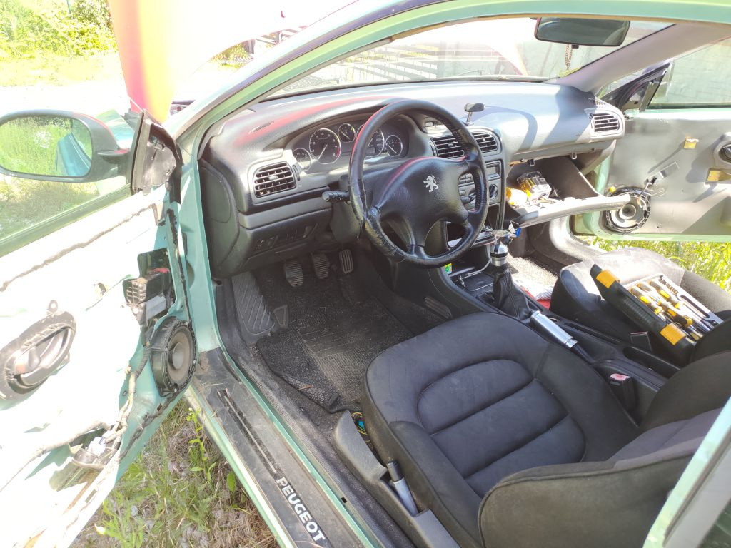 Díly Peugeot coupe 406 - 4